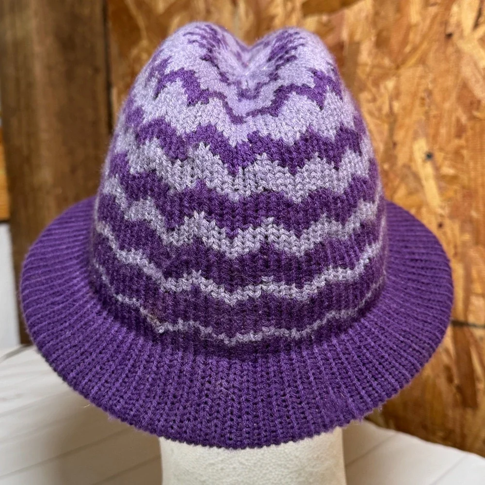VTG Retro Purple Knit Fedora Hat Chevron Stripe Y2K Hipster Funky Streetwear